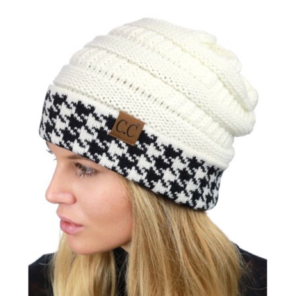 C.C Black and White Houndstooth Beanie